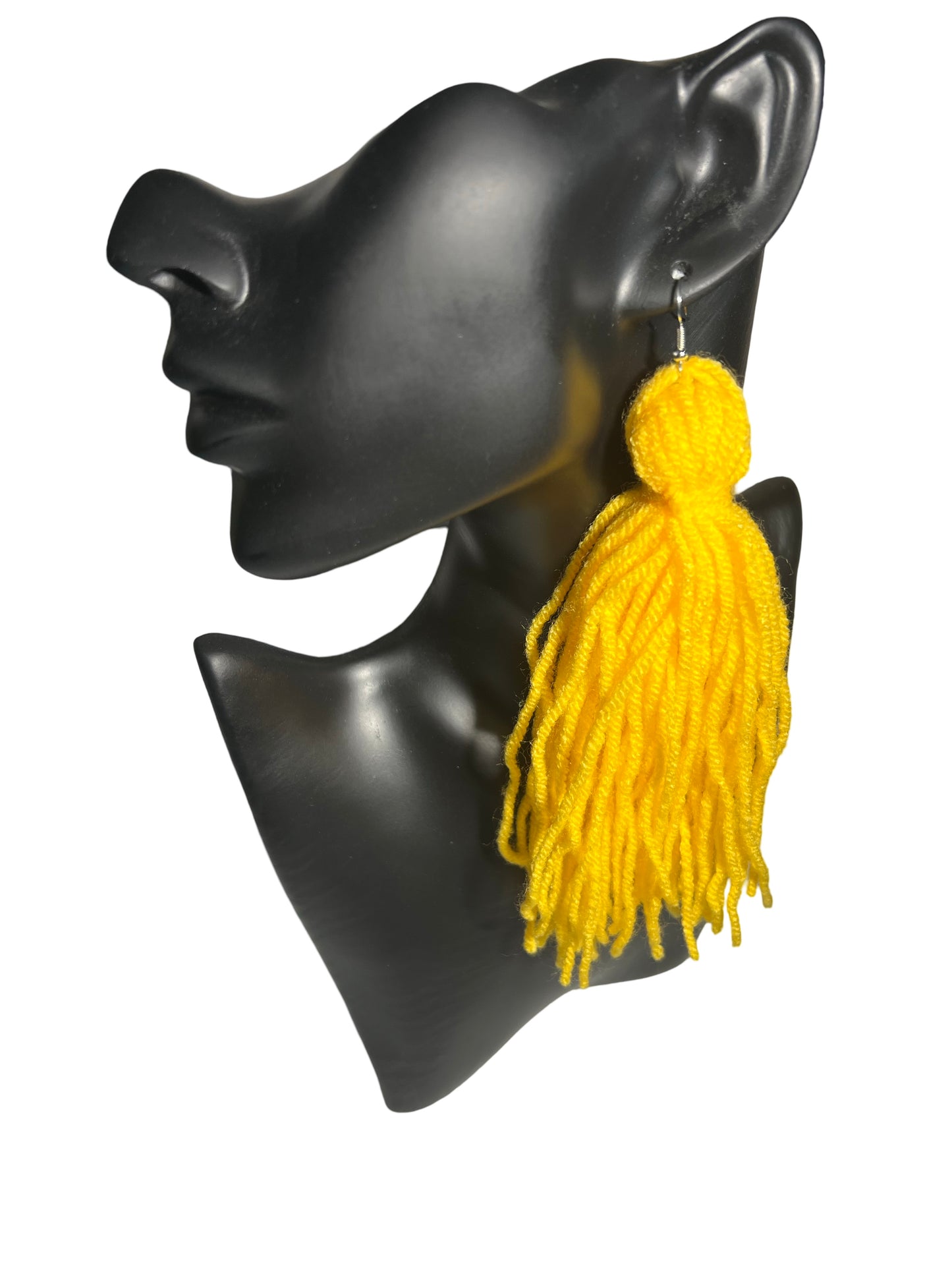 Knotted Yarn Tassel