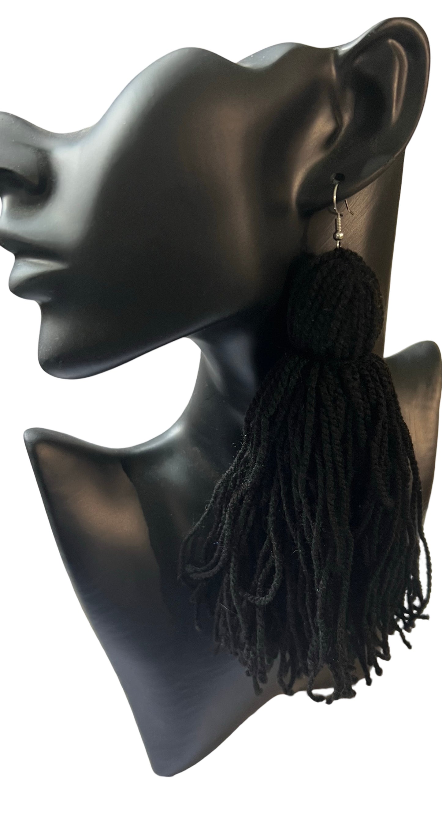 Knotted Yarn Tassel