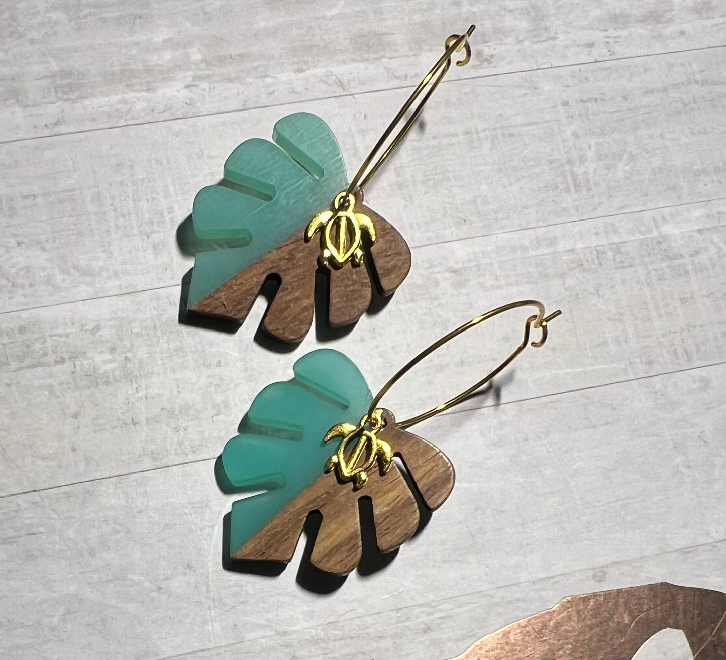 Topical Monstera's